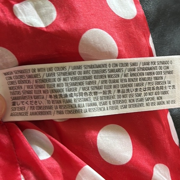 Disney jacket size 2 faux leather real pockets - Picture 13 of 13